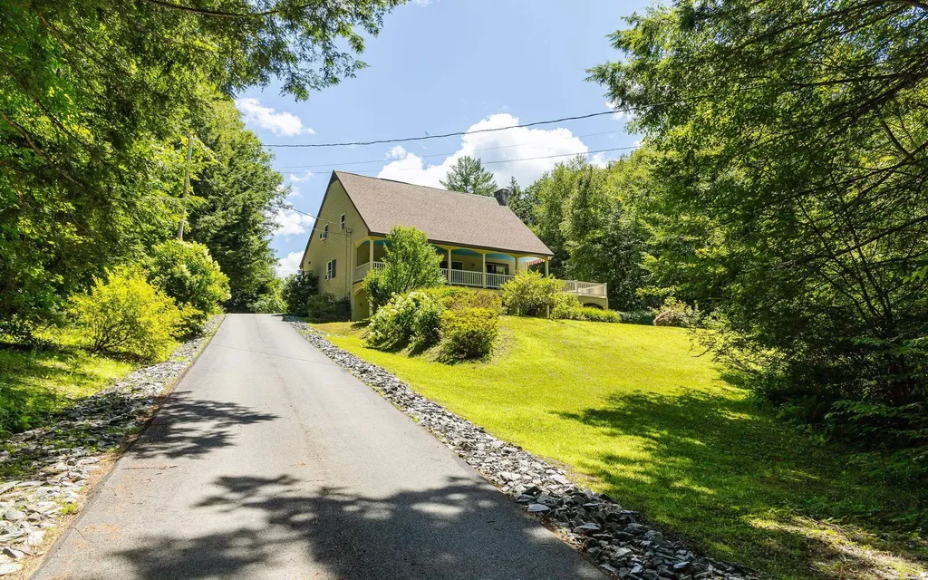 337 Old Keene Road Walpole NH 03608