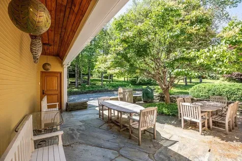 134 Chester Arthur Road Hartford VT 05059