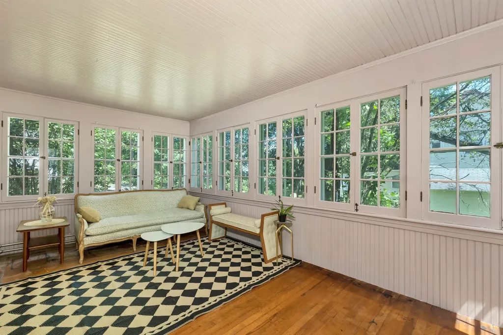 8 Garland Street Plymouth NH 03264