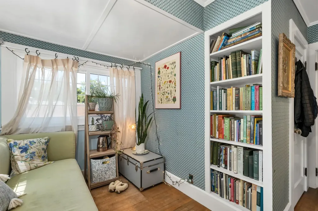 8 Garland Street Plymouth NH 03264