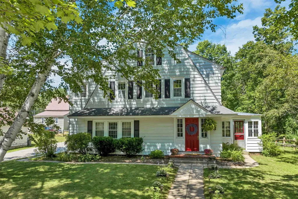 8 Garland Street Plymouth NH 03264