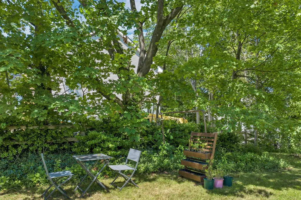 8 Garland Street Plymouth NH 03264