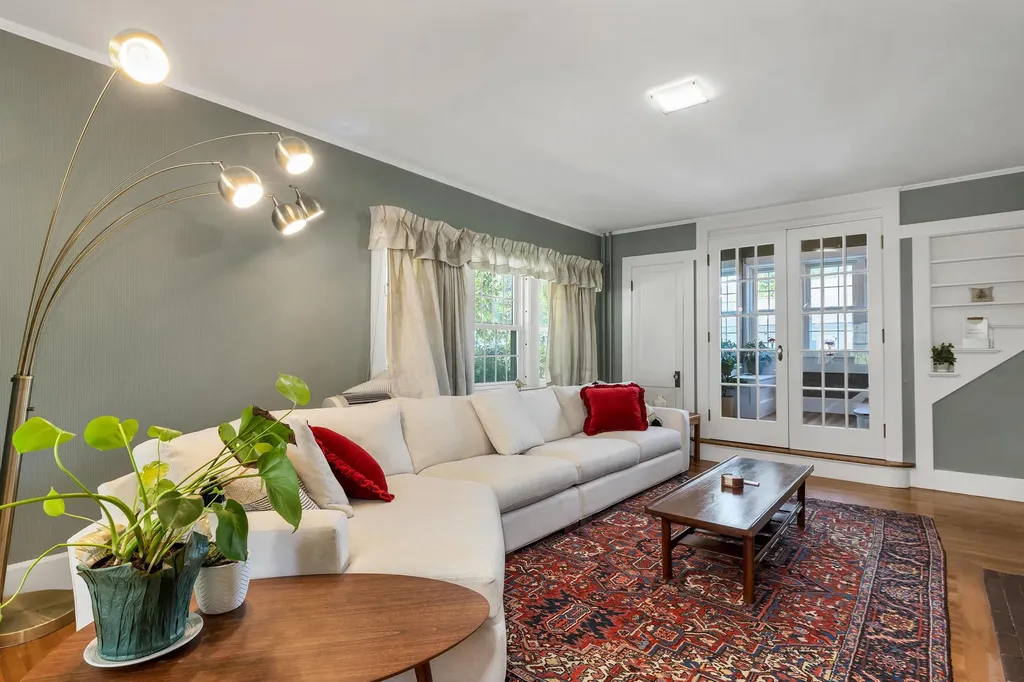 8 Garland Street Plymouth NH 03264