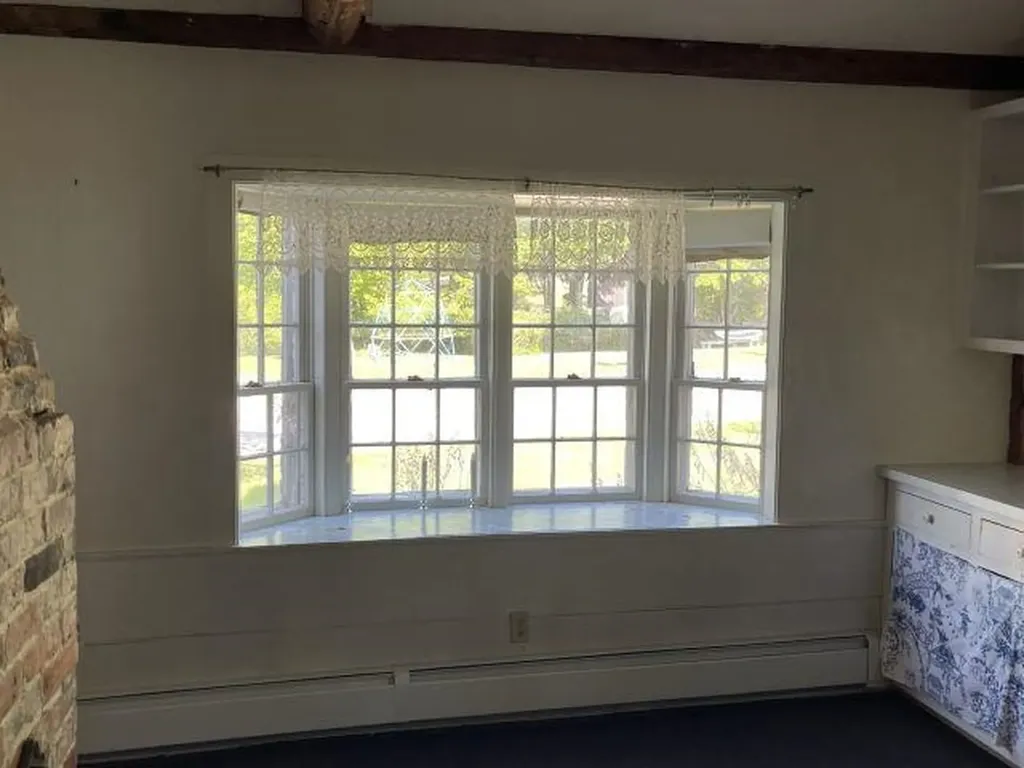 571 Center Road Hillsborough NH 03244