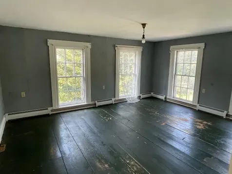 571 Center Road Hillsborough NH 03244
