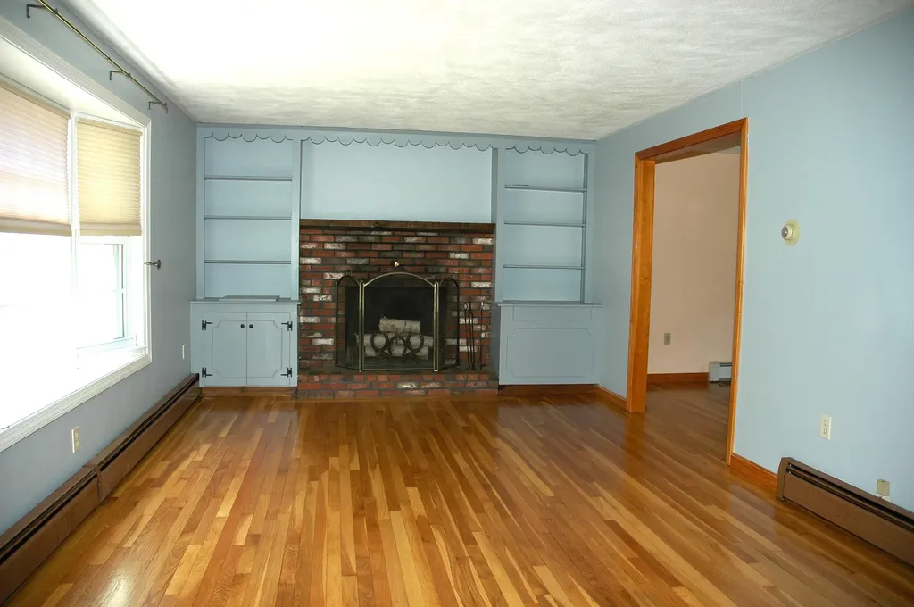 10 South Road Londonderry NH 03053