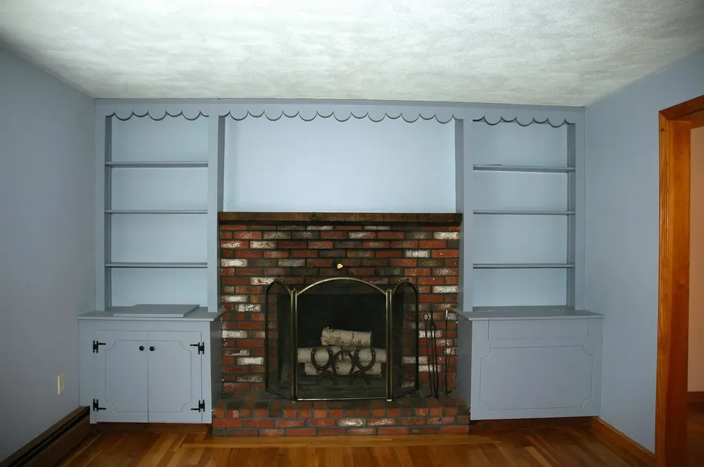 10 South Road Londonderry NH 03053