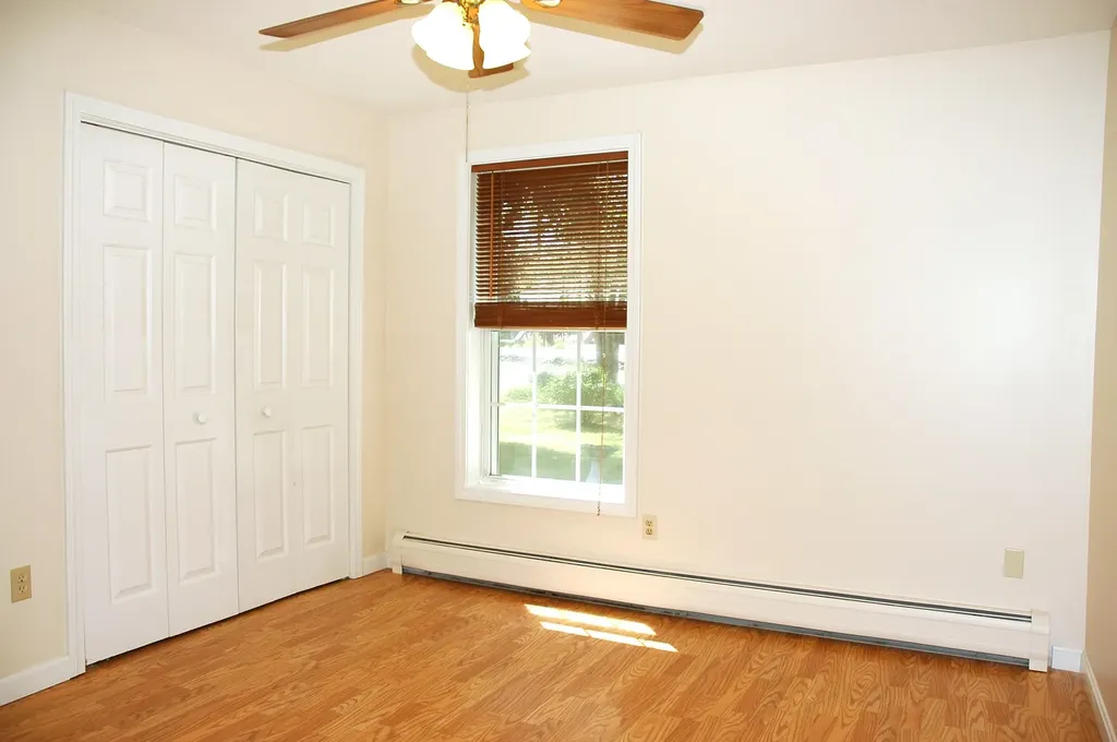 10 South Road Londonderry NH 03053