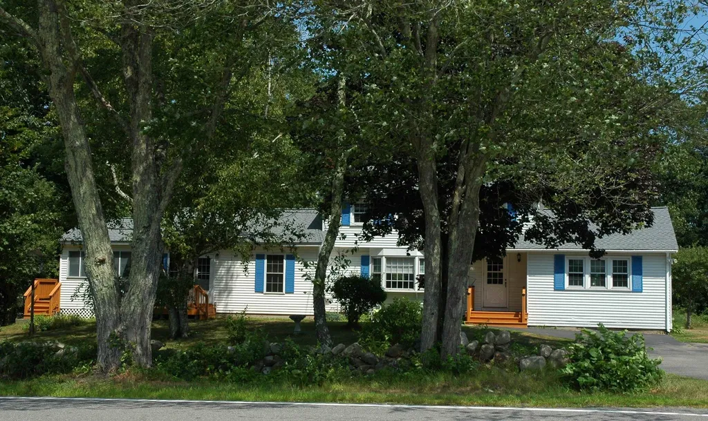 10 South Road Londonderry NH 03053