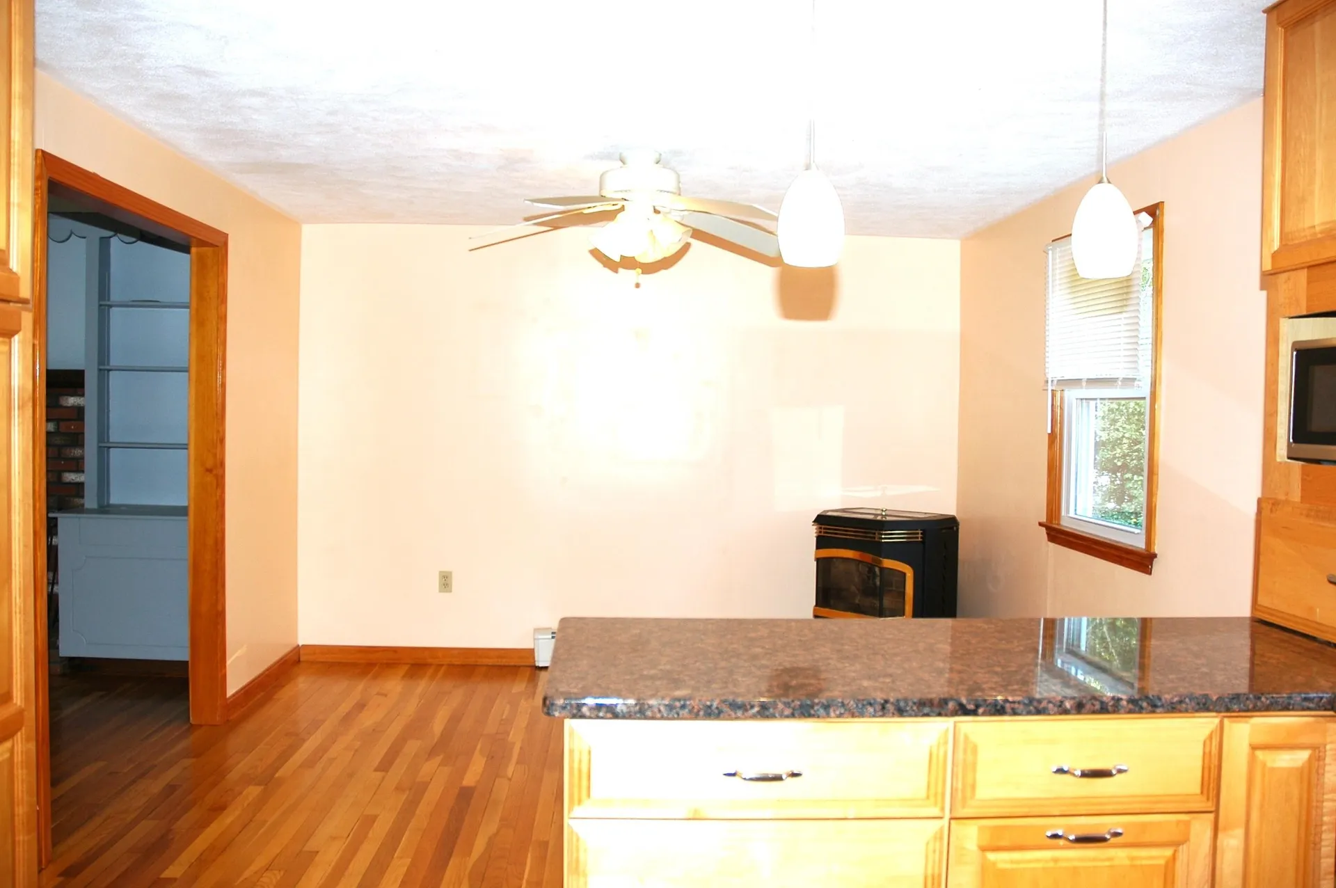 10 South Road Londonderry NH 03053