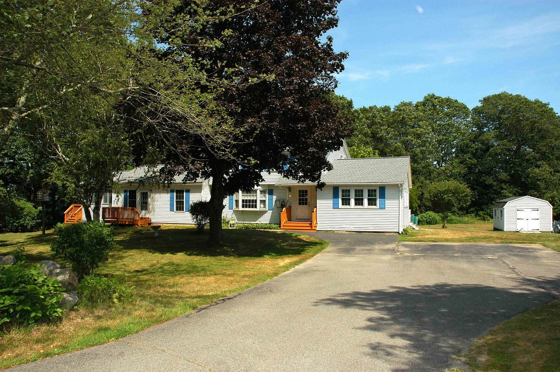 10 South Road Londonderry NH 03053