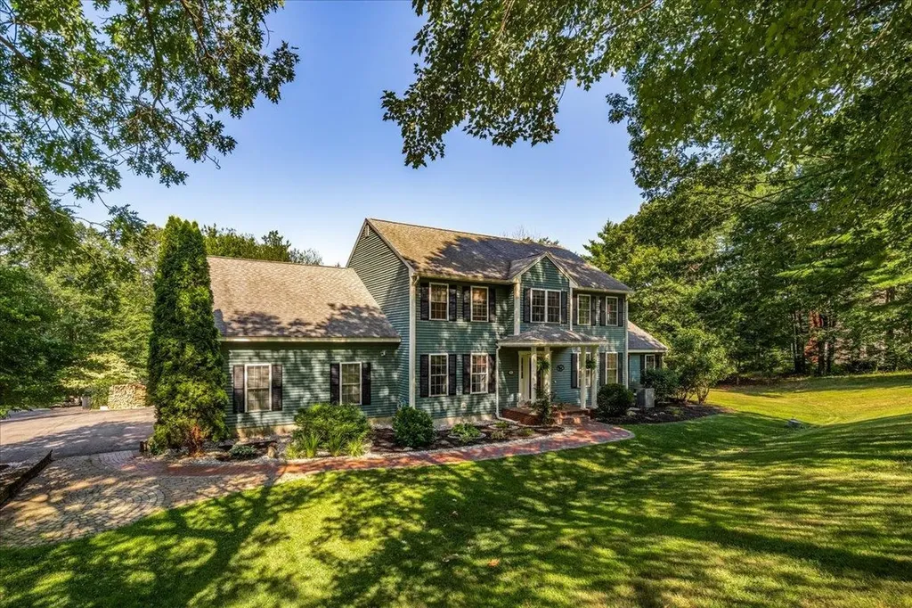 3 Chelsea Drive Bow NH 03304