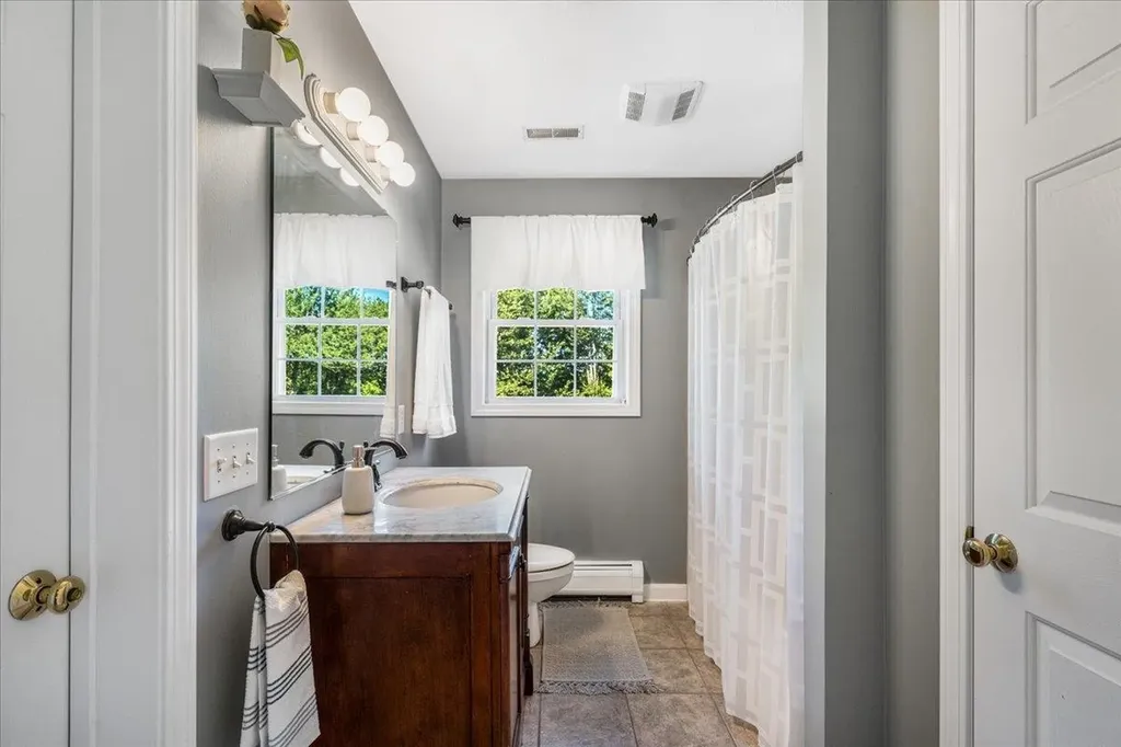 3 Chelsea Drive Bow NH 03304