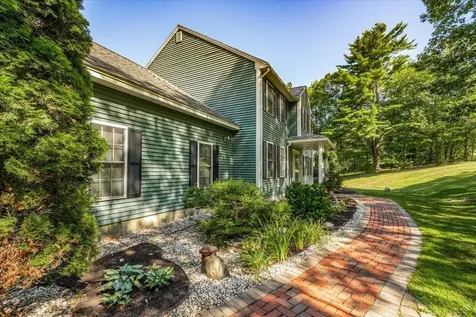 3 Chelsea Drive Bow NH 03304