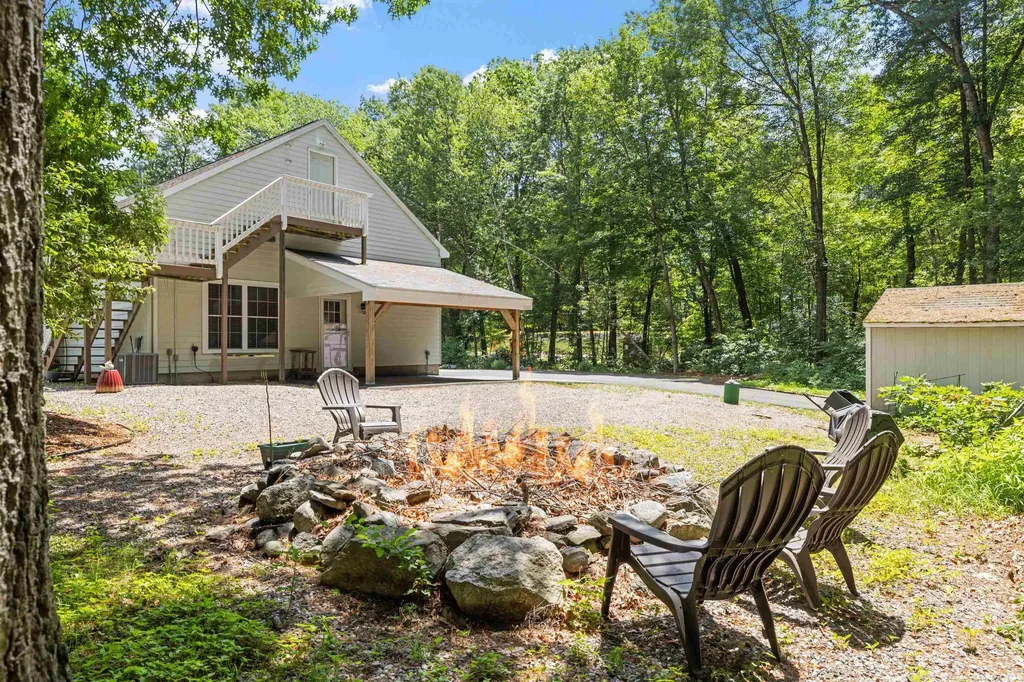 25 Chatfield Drive Litchfield NH 03052