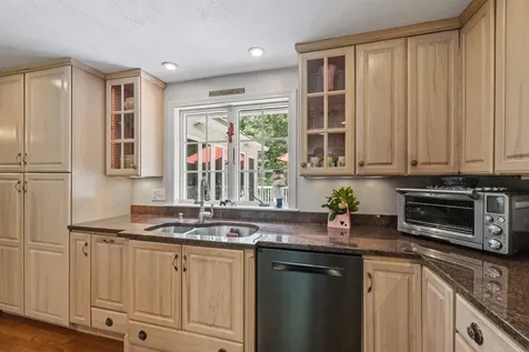 25 Chatfield Drive Litchfield NH 03052