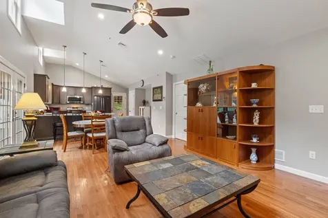 25 Chatfield Drive Litchfield NH 03052