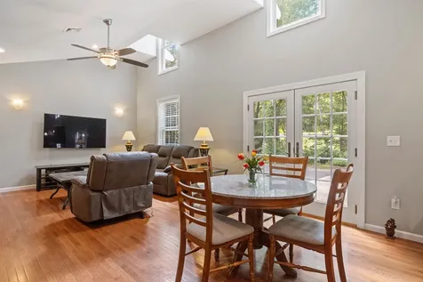 25 Chatfield Drive Litchfield NH 03052