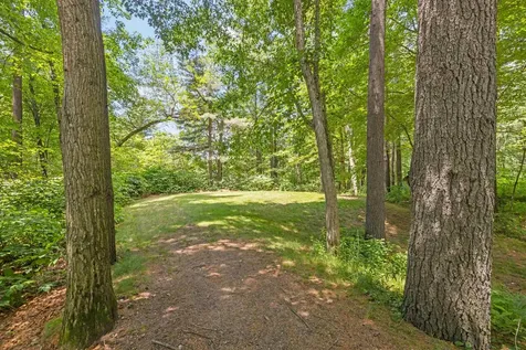 25 Chatfield Drive Litchfield NH 03052