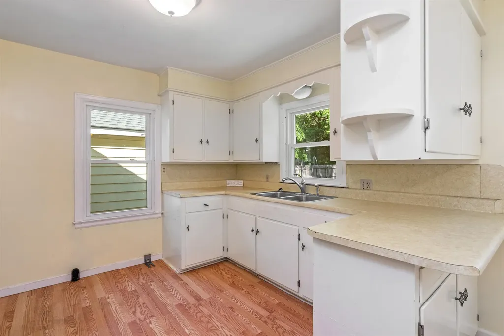 61 Cross Parkway Burlington VT 05408