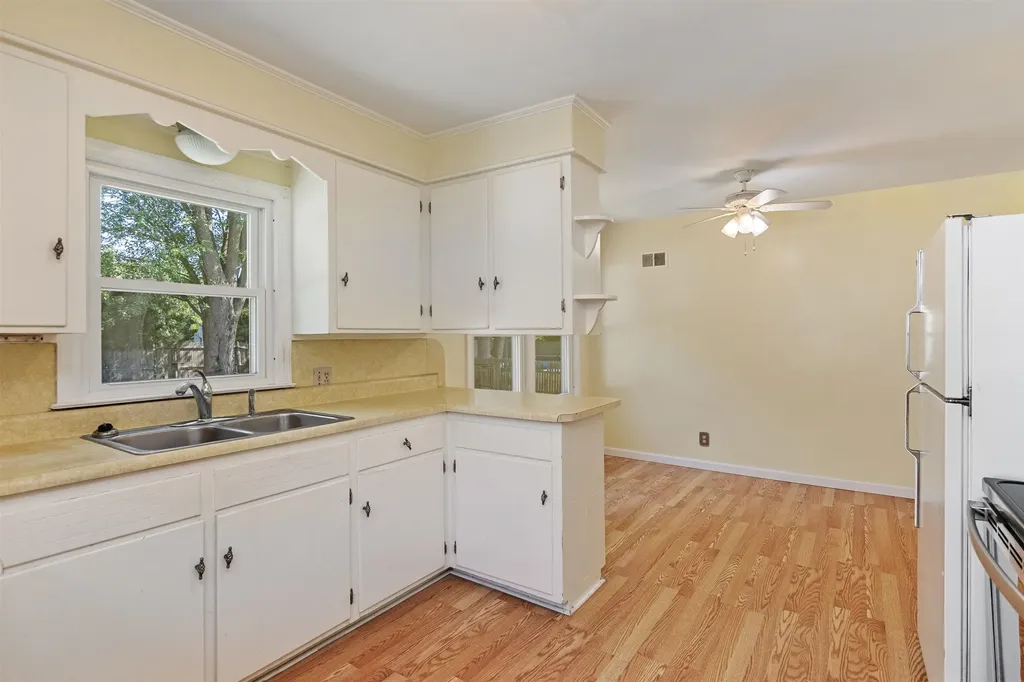 61 Cross Parkway Burlington VT 05408