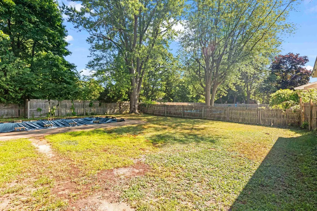 61 Cross Parkway Burlington VT 05408