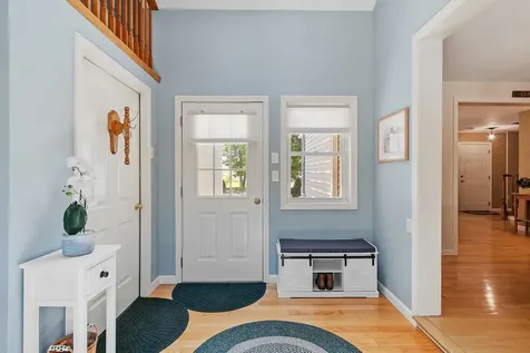 8 Adam Court Salem NH 03079