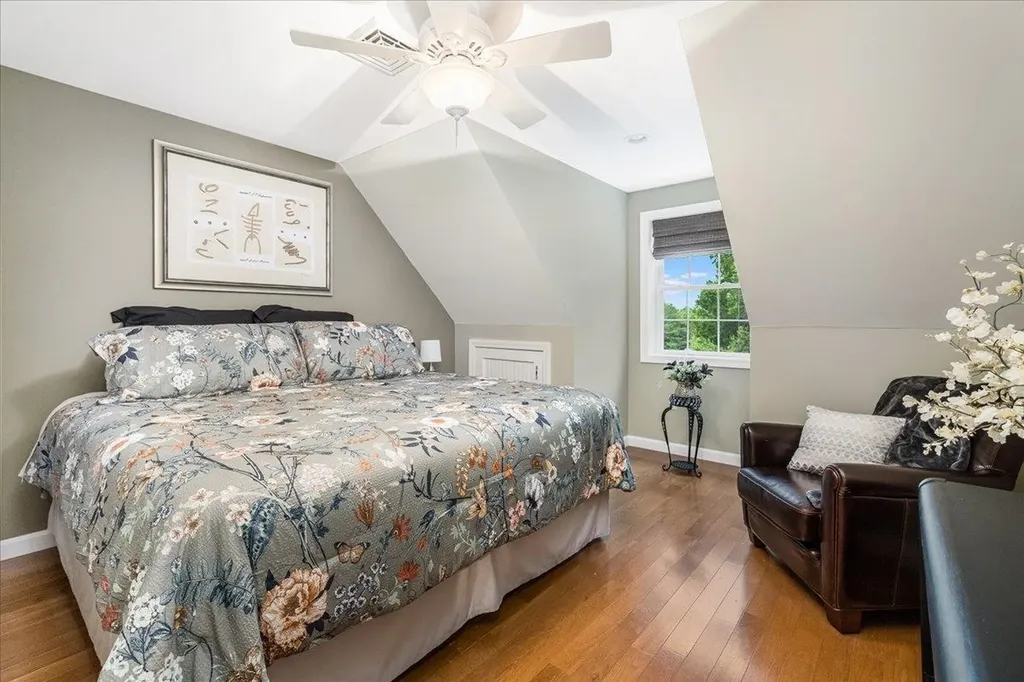 14 Nathaniel Drive Hudson NH 03051
