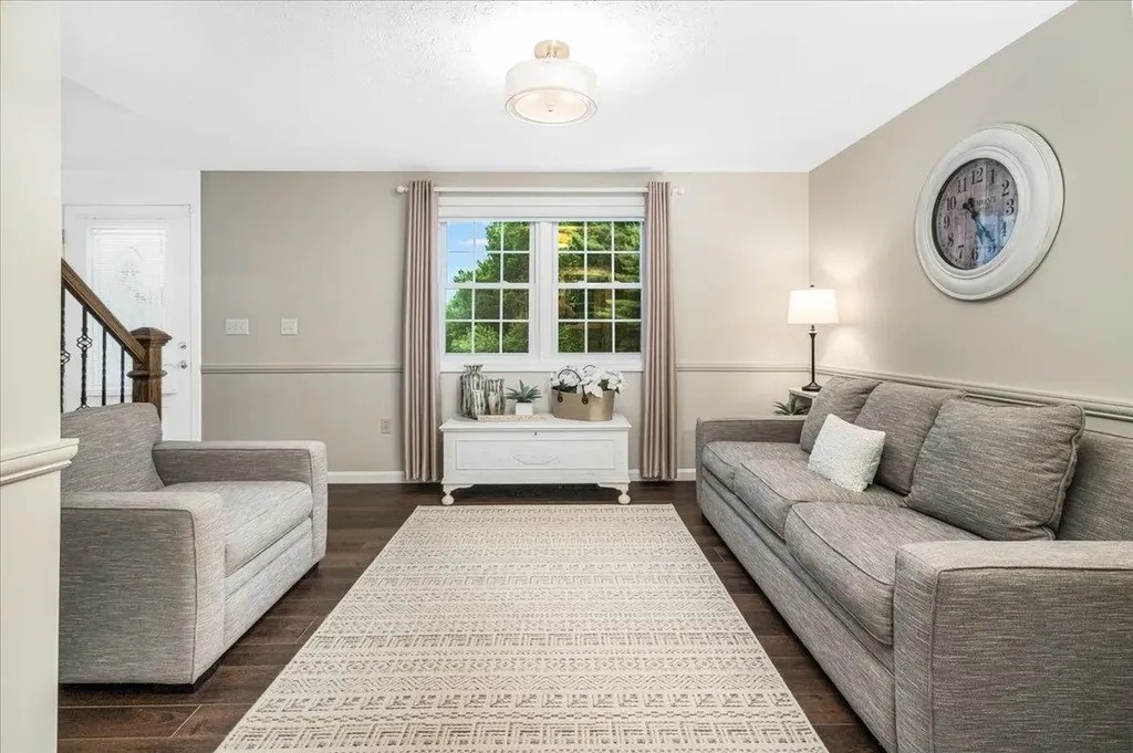 14 Nathaniel Drive Hudson NH 03051