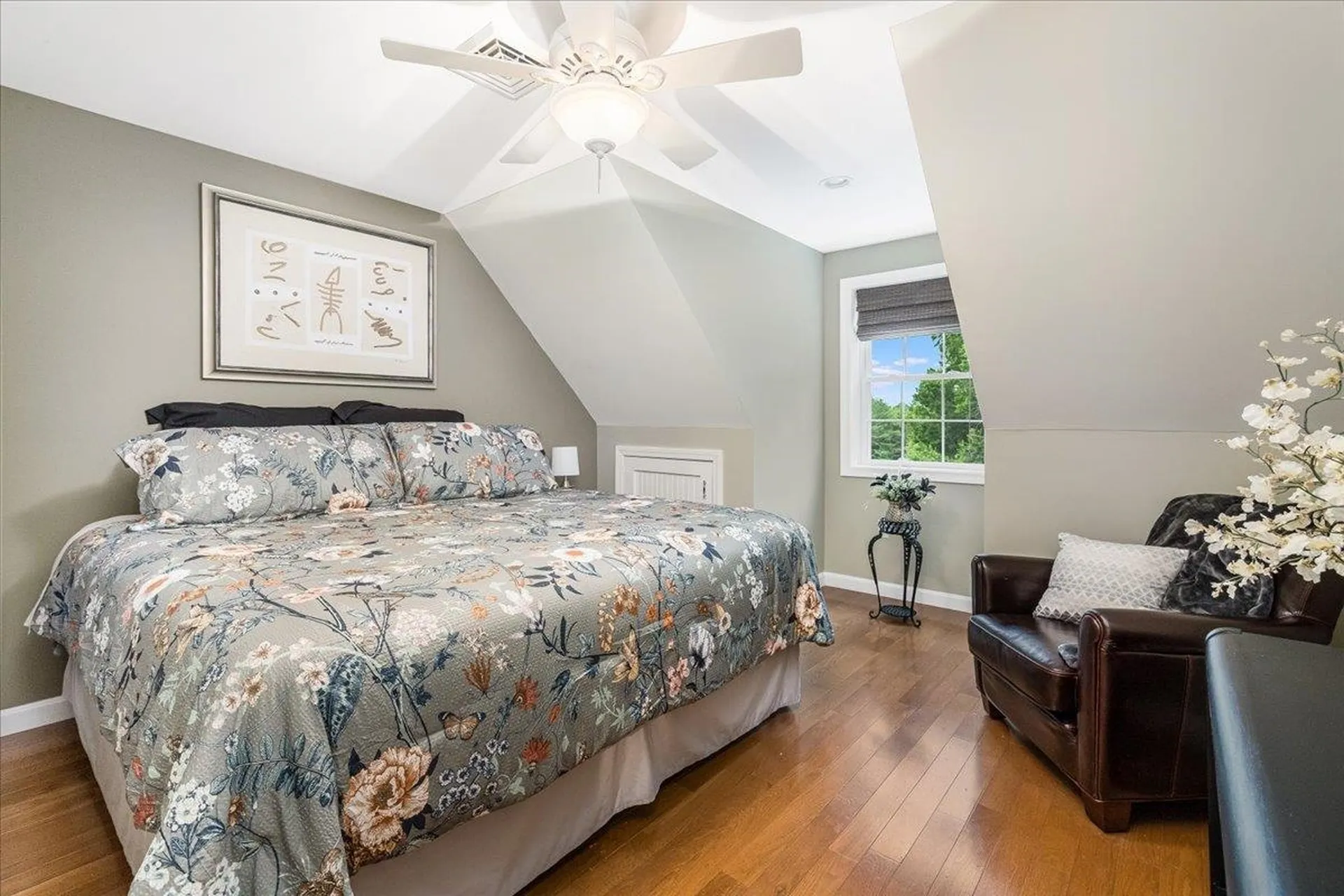 14 Nathaniel Drive Hudson NH 03051