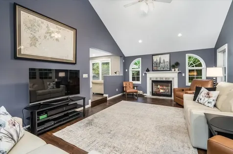 14 Nathaniel Drive Hudson NH 03051