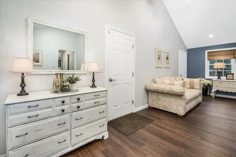 14 Nathaniel Drive Hudson NH 03051