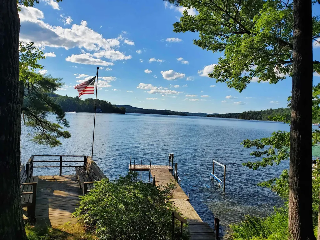 36 Shore Drive Newbury NH 03037