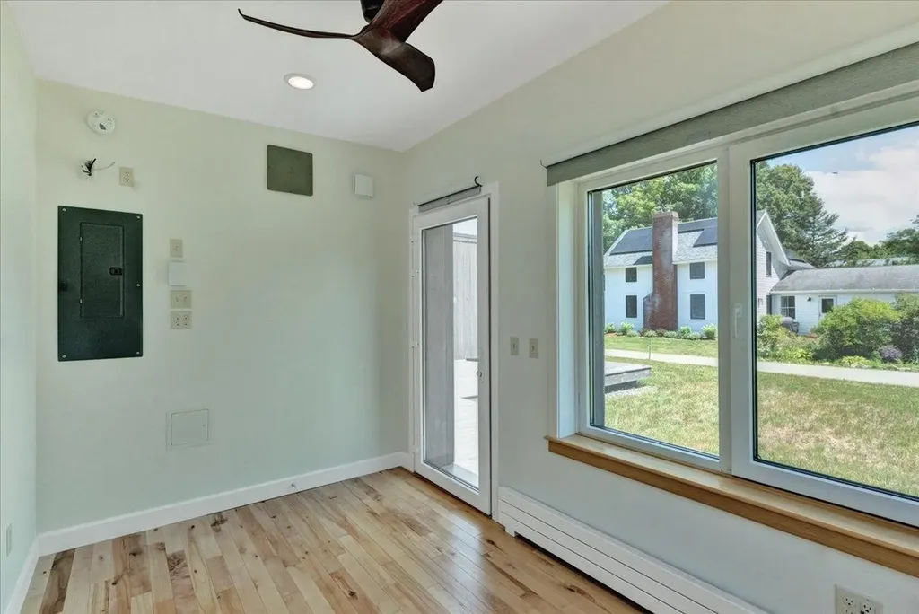 868 Falls Road Shelburne VT 05482