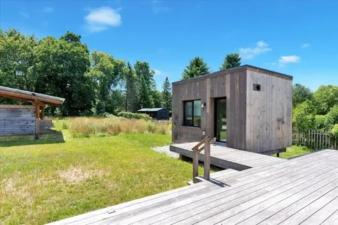 868 Falls Road Shelburne VT 05482