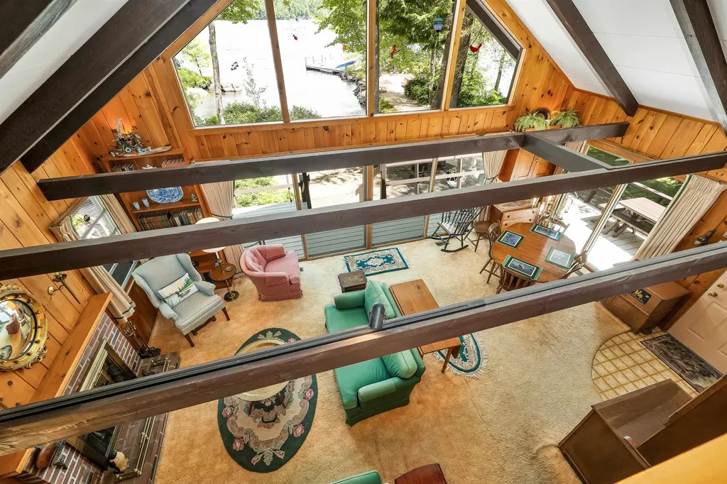 18 Falcon Way Moultonborough NH 03254