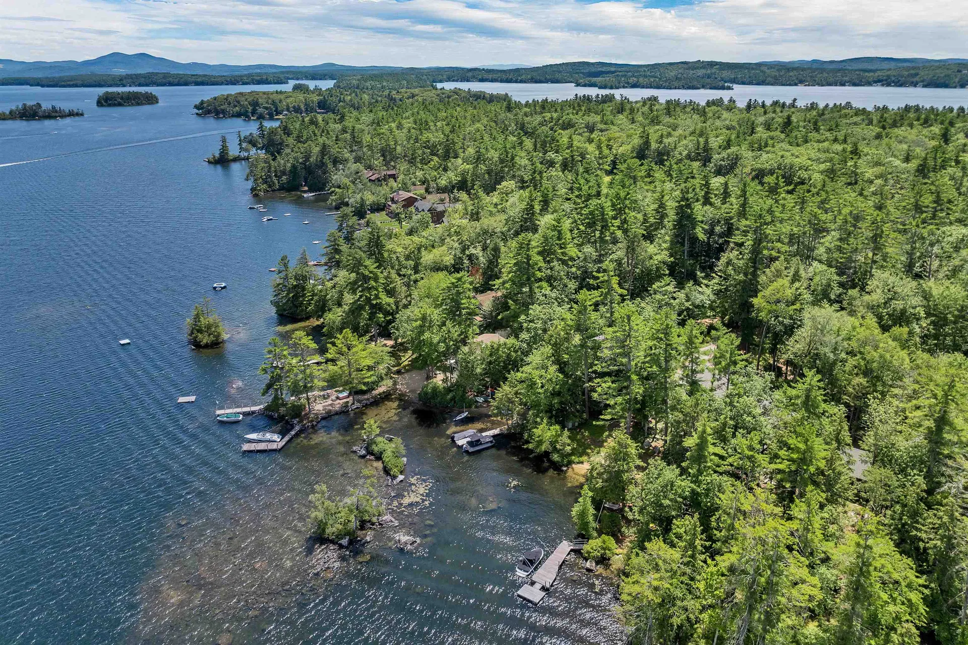 18 Falcon Way Moultonborough NH 03254