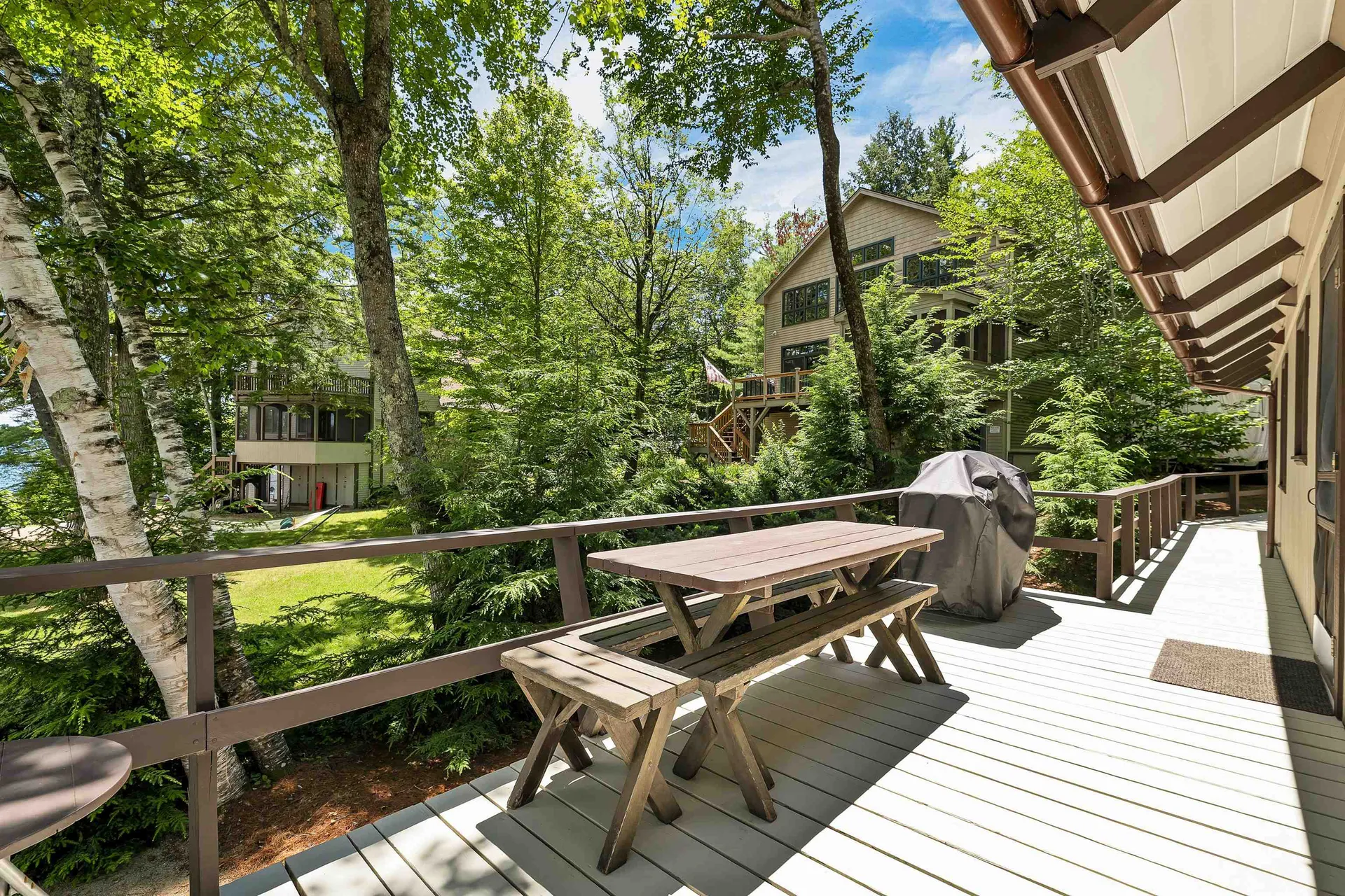 18 Falcon Way Moultonborough NH 03254