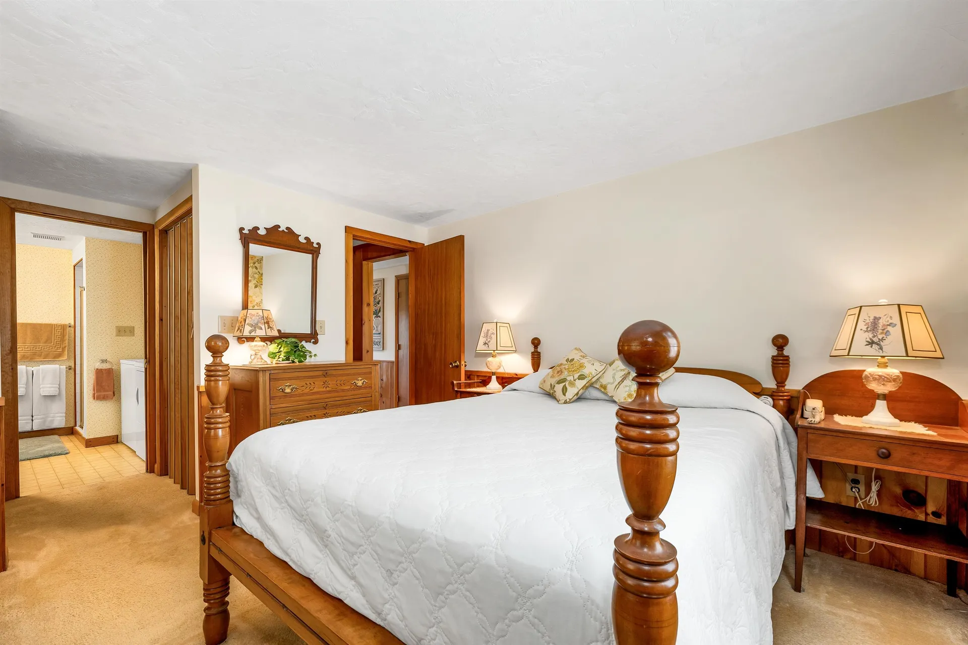 18 Falcon Way Moultonborough NH 03254