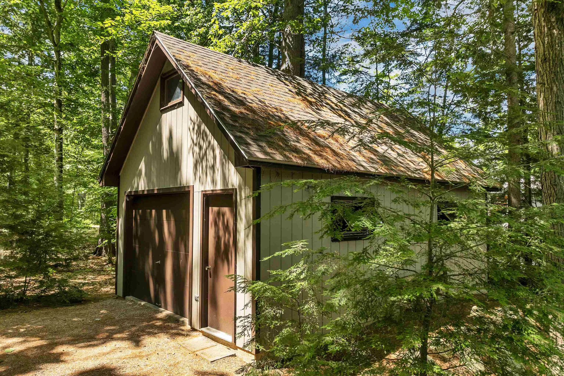 18 Falcon Way Moultonborough NH 03254