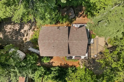 18 Falcon Way Moultonborough NH 03254