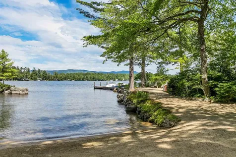 18 Falcon Way Moultonborough NH 03254