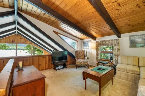 18 Falcon Way Moultonborough NH 03254