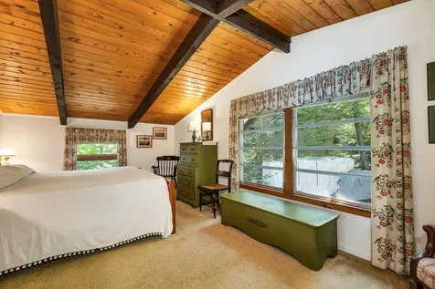 18 Falcon Way Moultonborough NH 03254