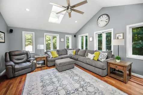 11 Stanwood Avenue Plaistow NH 03865