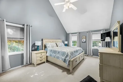 11 Stanwood Avenue Plaistow NH 03865