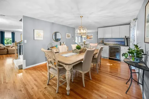 11 Stanwood Avenue Plaistow NH 03865