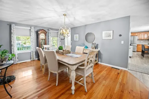11 Stanwood Avenue Plaistow NH 03865