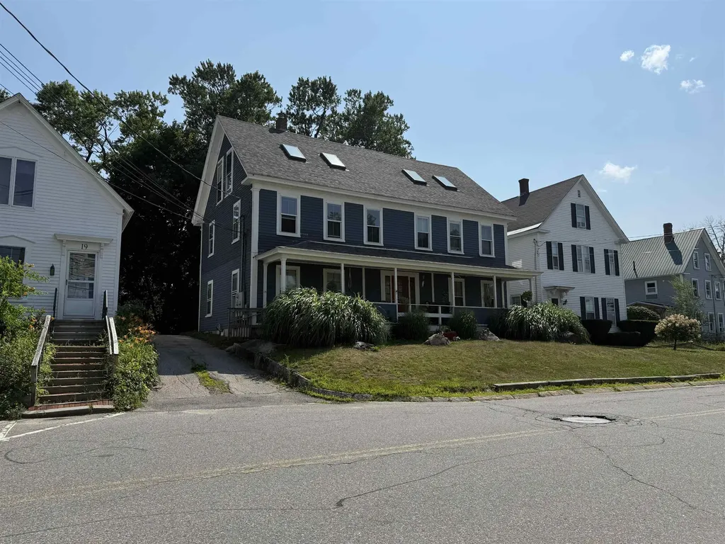 15 Lehner Street Wolfeboro NH 03894
