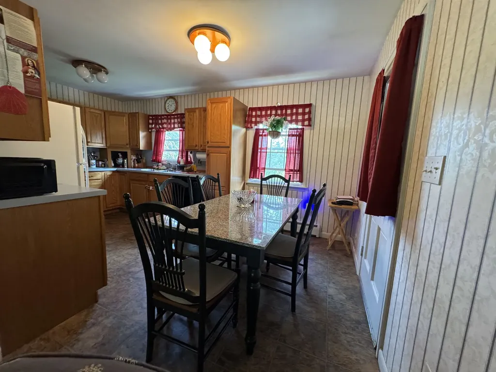 35 Hillcrest Terrace Brattleboro VT 05301